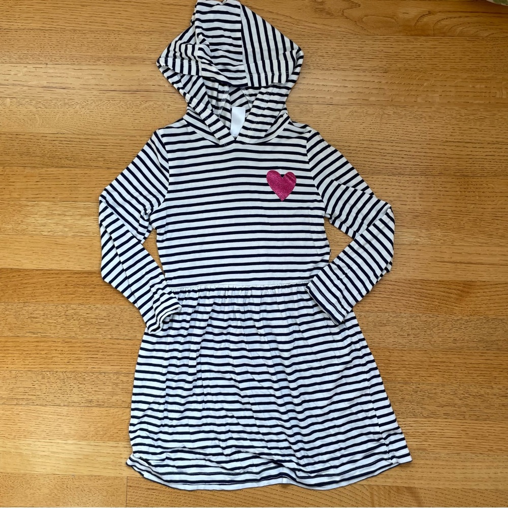 Carter’s Striped Hooded Dress 4/5